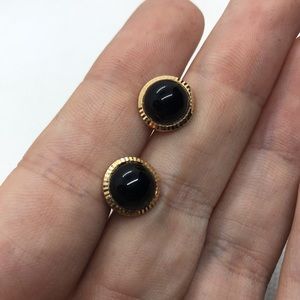 💛 14k Onyx Studs